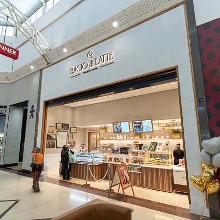 Imagem de interna da loja bacio di latte