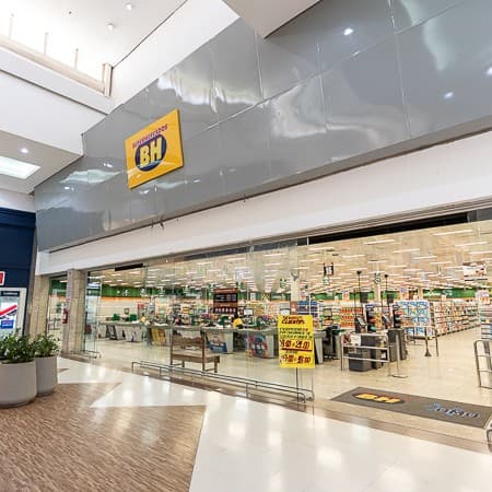 Imagem de interna da loja supermercados bh