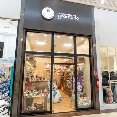 Logo da loja chocolates gramado