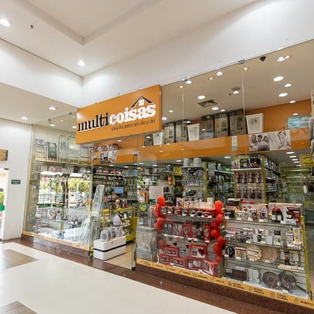 Imagem de interna da loja multicoisas