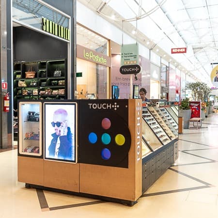 Imagem de interna da loja touch watches