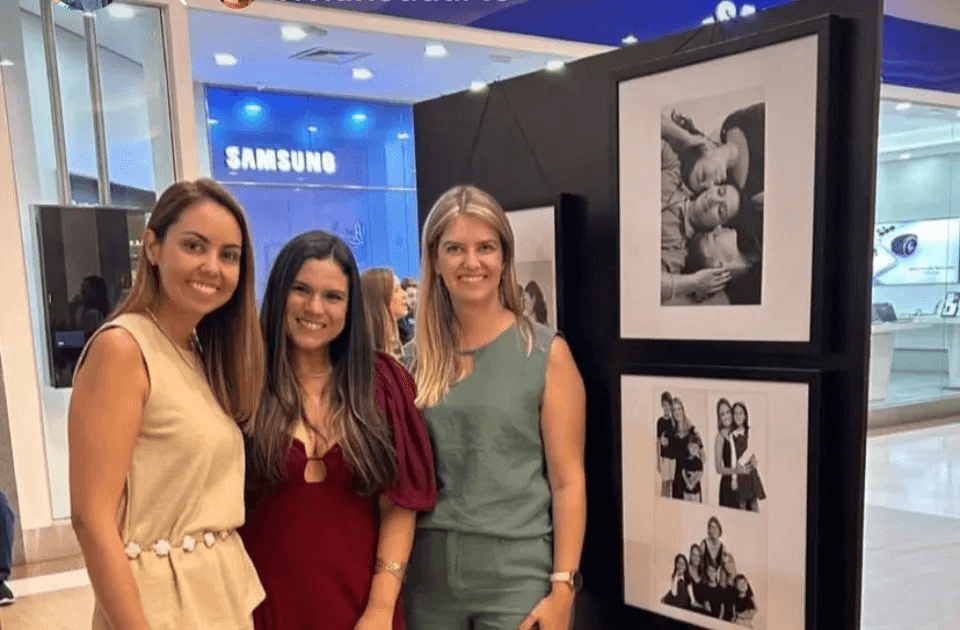 Banner do evento Exposição de Babi e Ramon em Homenagem às Mães